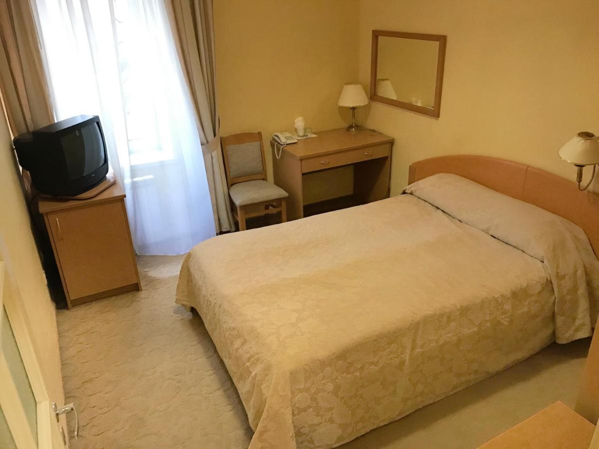 Готель Ягодин Starovoitove Εξωτερικό φωτογραφία